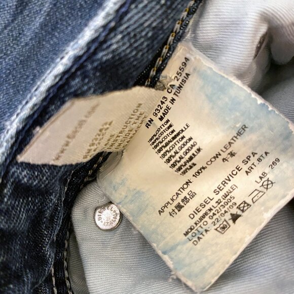 Diesel - vintage KURREN distressed boot cut button fly jeans (2009) 34 x 32 - Picture 5 of 12